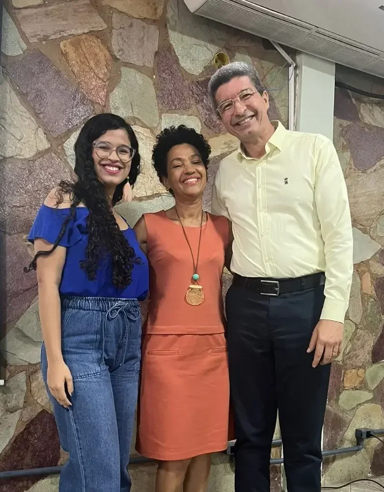 Professor: Nilton Contreiras Barretto Júnior e Rose